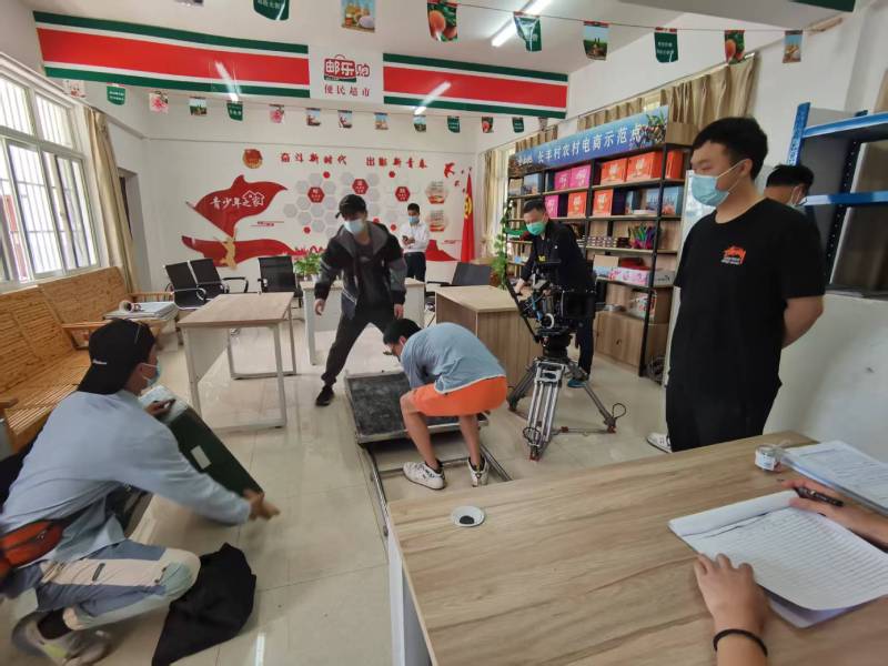 源汇区广告片拍摄公司：极简主义践行者，少即是多的视觉哲学